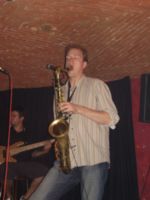Porth , 2006 © Jörn Skrzypietz gab der Musik mit seinem Saxophon eine eigenständige  Note.