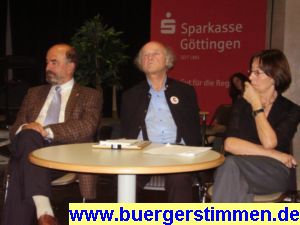 Porth , 2007 © Auf der rechten Podiumshälfte saßen Dr. Harald Noack (CDU),  Otto Herz (Pädagoge) und Prof. Dr. Doris Lemmermoehle (Universität-Göttingen).