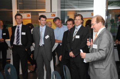 Pressefoto: http://www.beisert-hinz.de/ , 2008 © Erfolg durch Innovationen - Wolfram Joos, Stefan Erdmann, Thomas Wuttke, Klaus von Stumberg (alle NOVELIS) und Landrat Reinhard Schermann